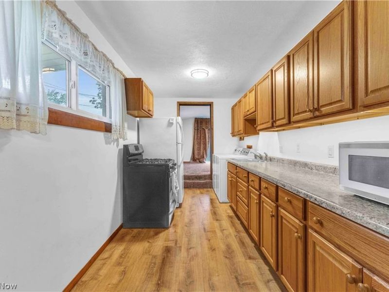 12437 National Drive, Grafton, OH 44044 Photo 5