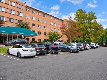 750 S DICKERSON STREET , Unit 402, ARLINGTON, VA 22204