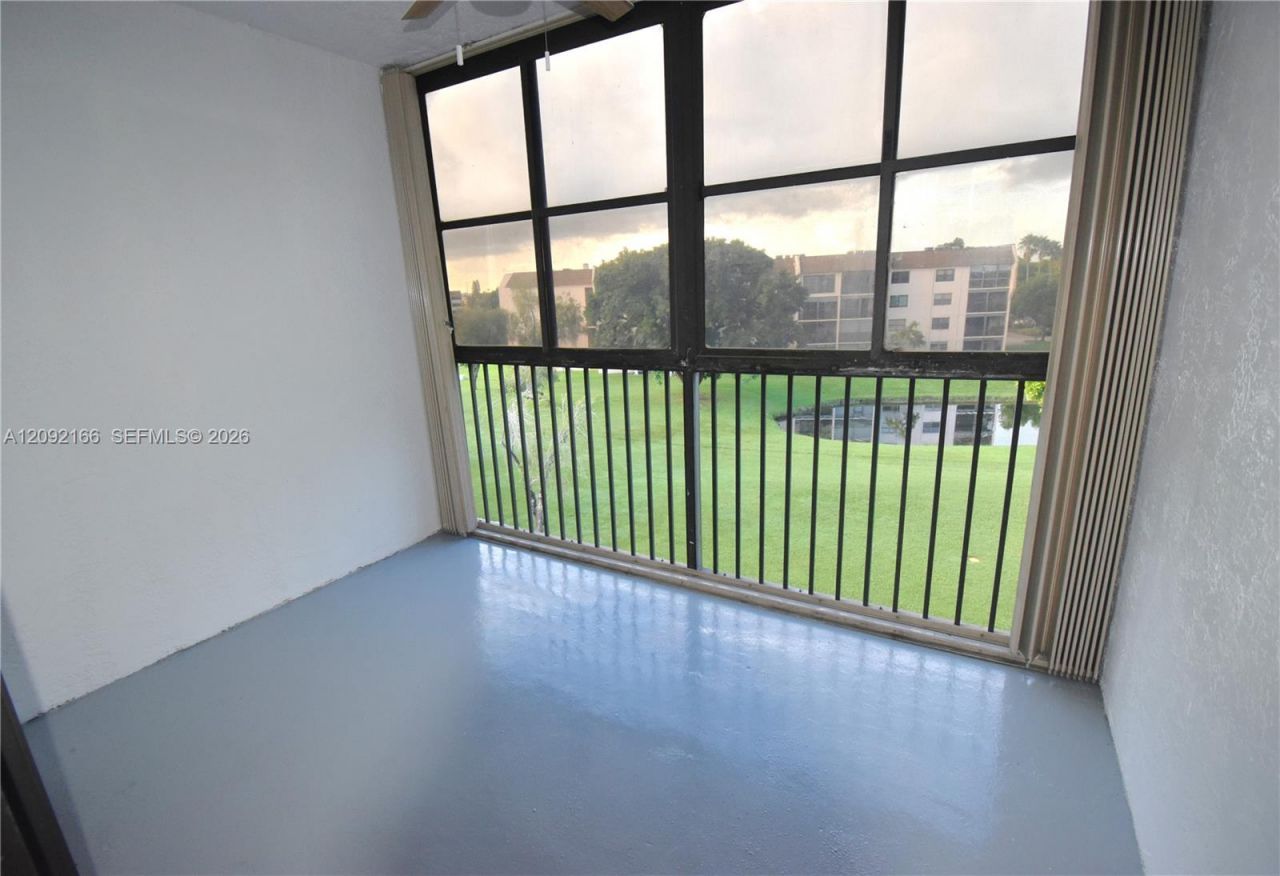 10360 NW 30th Ct, Unit 405, Sunrise, FL 33322 Photo