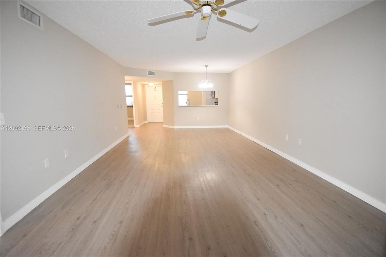 10360 NW 30th Ct, Unit 405, Sunrise, FL 33322 Photo