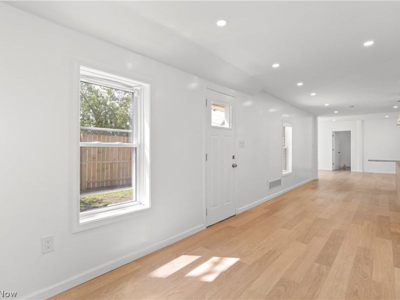 3135 W 16th Street, Cleveland, OH 44109 Photo 9