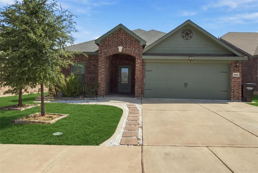 13641 Fehrman Road, Crowley, TX 76036 Main Photo