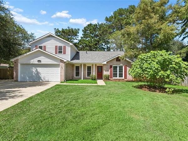 104 SAINT JOHN Circle , Covington, LA 70433