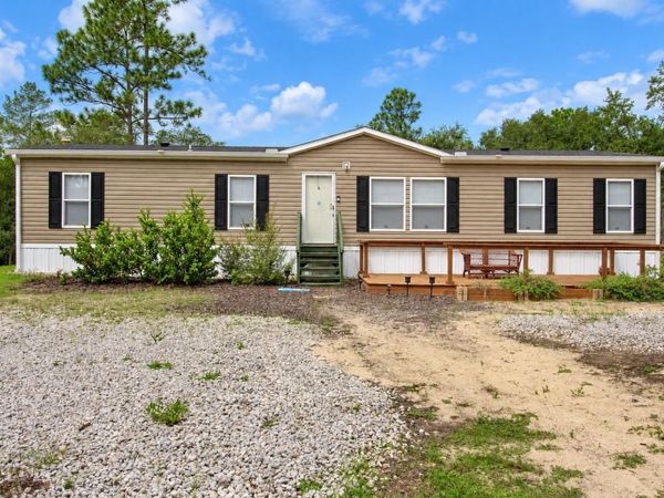 152 PIPER DRIVE , HAWTHORNE, FL 32640