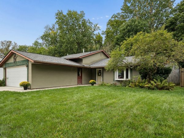 1201 Addison Drive, Reynoldsburg, OH 43068
