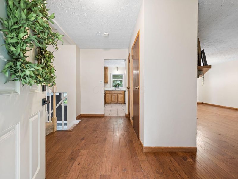 1201 Addison Drive, Reynoldsburg, OH 43068 Photo 4