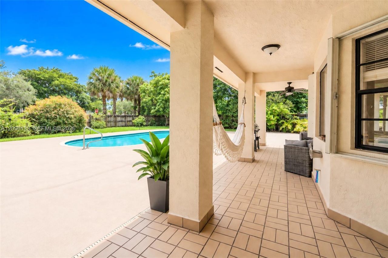 4671 SW 155th Pl, Unit 4671, Miami, FL 33185 Photo