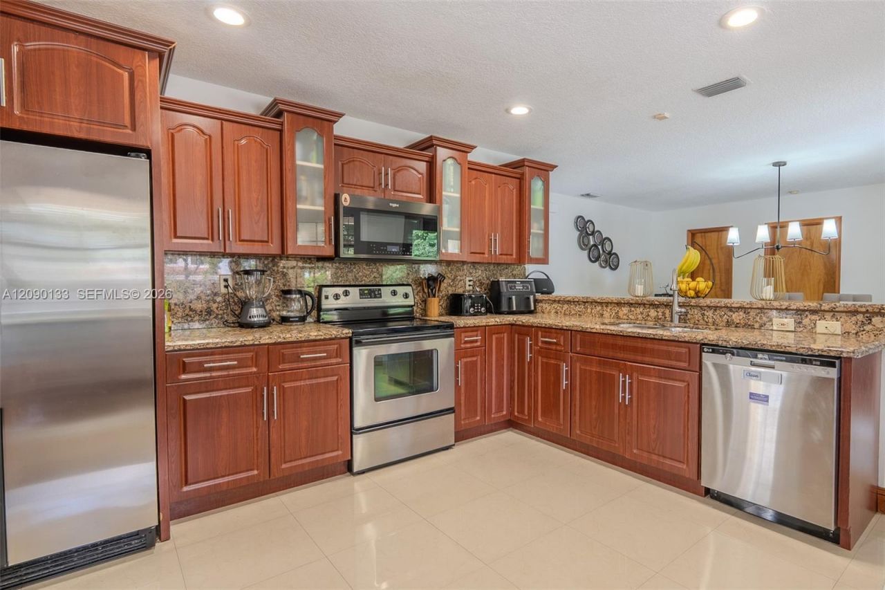 4671 SW 155th Pl, Unit 4671, Miami, FL 33185 Photo