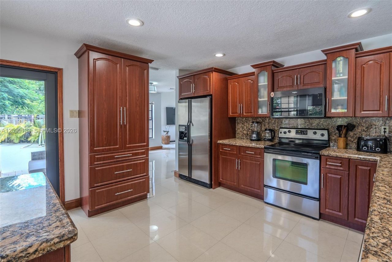 4671 SW 155th Pl, Unit 4671, Miami, FL 33185 Photo