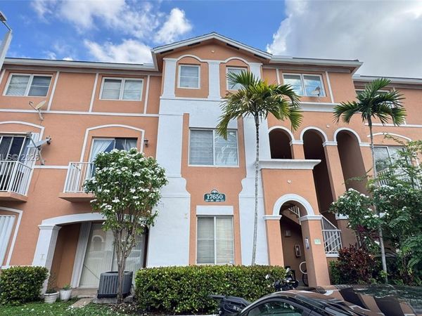 17650 NW 73rd Ave , Unit 104-18, Hialeah, FL 33015