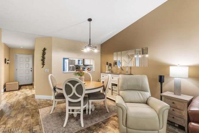 7701 Jewel Ln, Unit 202, Naples, FL 34109 Photo