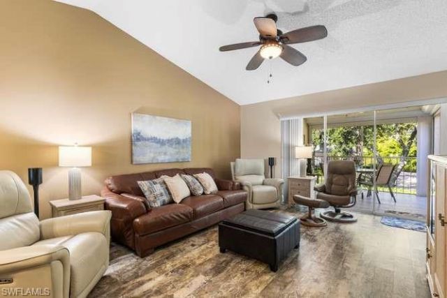 7701 Jewel Ln, Unit 202, Naples, FL 34109 Photo