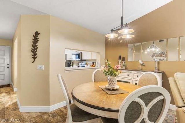 7701 Jewel Ln, Unit 202, Naples, FL 34109 Photo