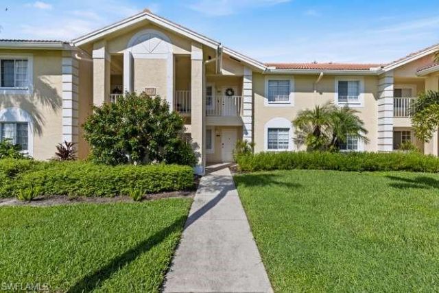 7701 Jewel Ln, Unit 202, Naples, FL 34109 Photo