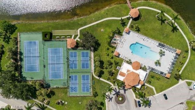 7701 Jewel Ln, Unit 202, Naples, FL 34109 Photo