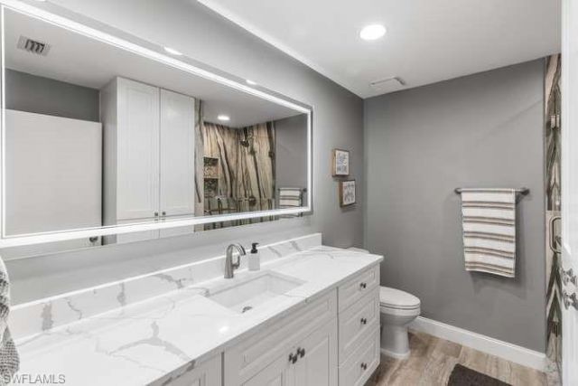7701 Jewel Ln, Unit 202, Naples, FL 34109 Photo