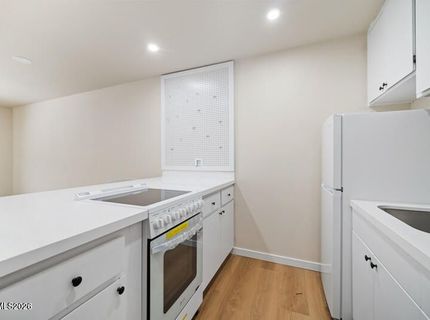 2955 Lakeside Drive, Unit 119, Reno, NV 89509 Photo