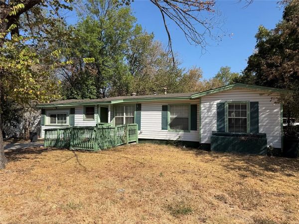4209 Monna Street , Haltom City, TX 76117
