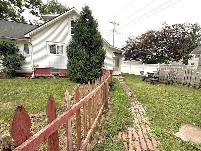 20661 Belvidere Avenue, Fairview Park, OH 44126 Photo 33
