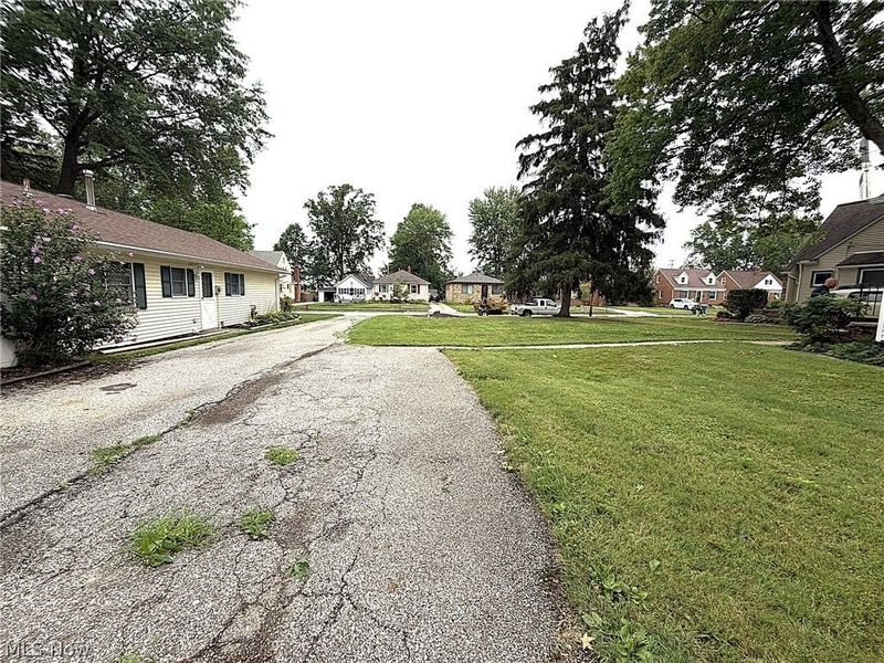 20661 Belvidere Avenue, Fairview Park, OH 44126 Photo 36