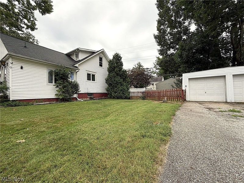20661 Belvidere Avenue, Fairview Park, OH 44126 Photo 37