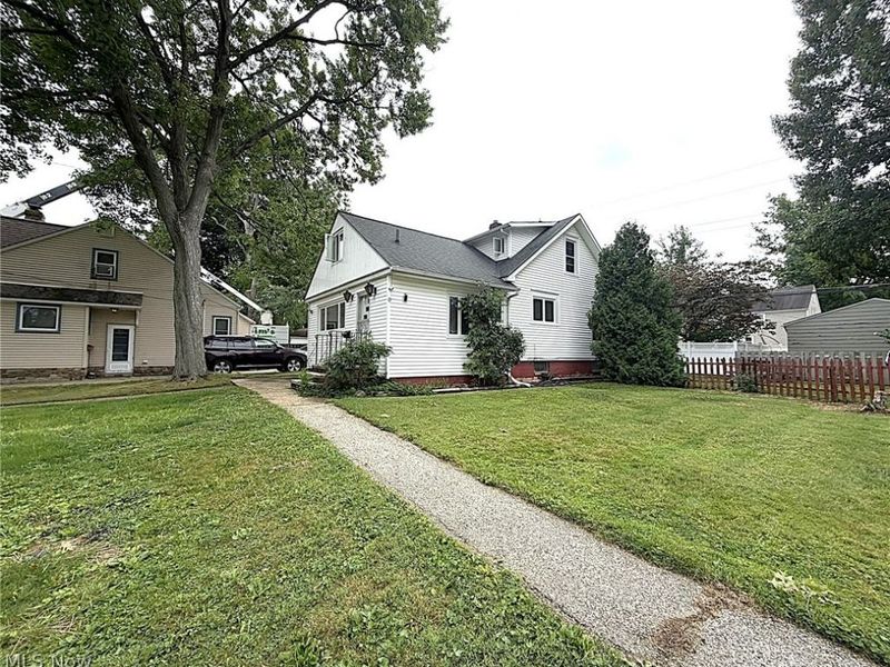 20661 Belvidere Avenue, Fairview Park, OH 44126 Photo 40