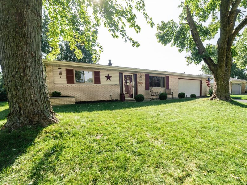 1039 Heathwood Drive, Englewood, OH 45322 Photo 2