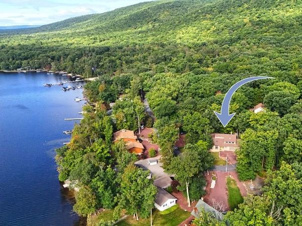 33 OAK COURT , NESQUEHONING, PA 18240