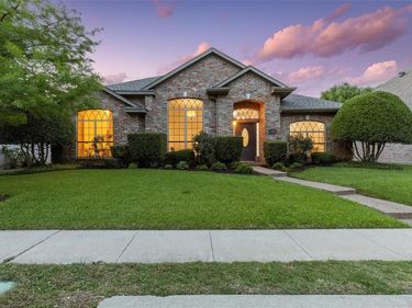 5915 Willow Wood Lane, Dallas, TX 75252
