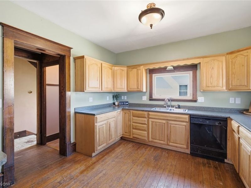 116 W 2nd Street, Perrysville, OH 44864 Photo 4