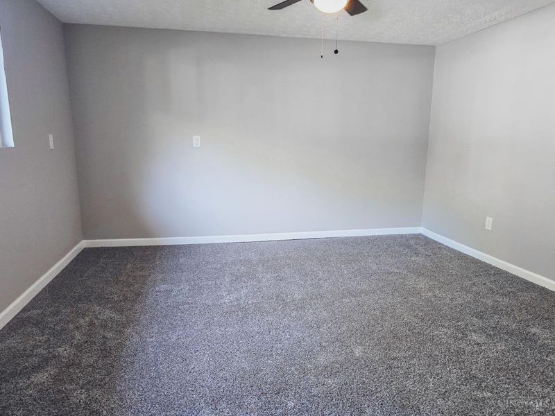 802 Victoria Drive, Franklin, OH 45005 Photo 16