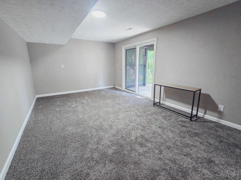 802 Victoria Drive, Franklin, OH 45005 Photo 18