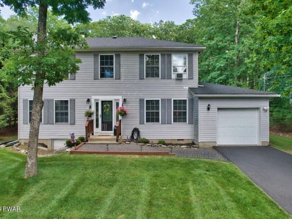 195 Marcel Drive , Dingmans Ferry, PA 18328