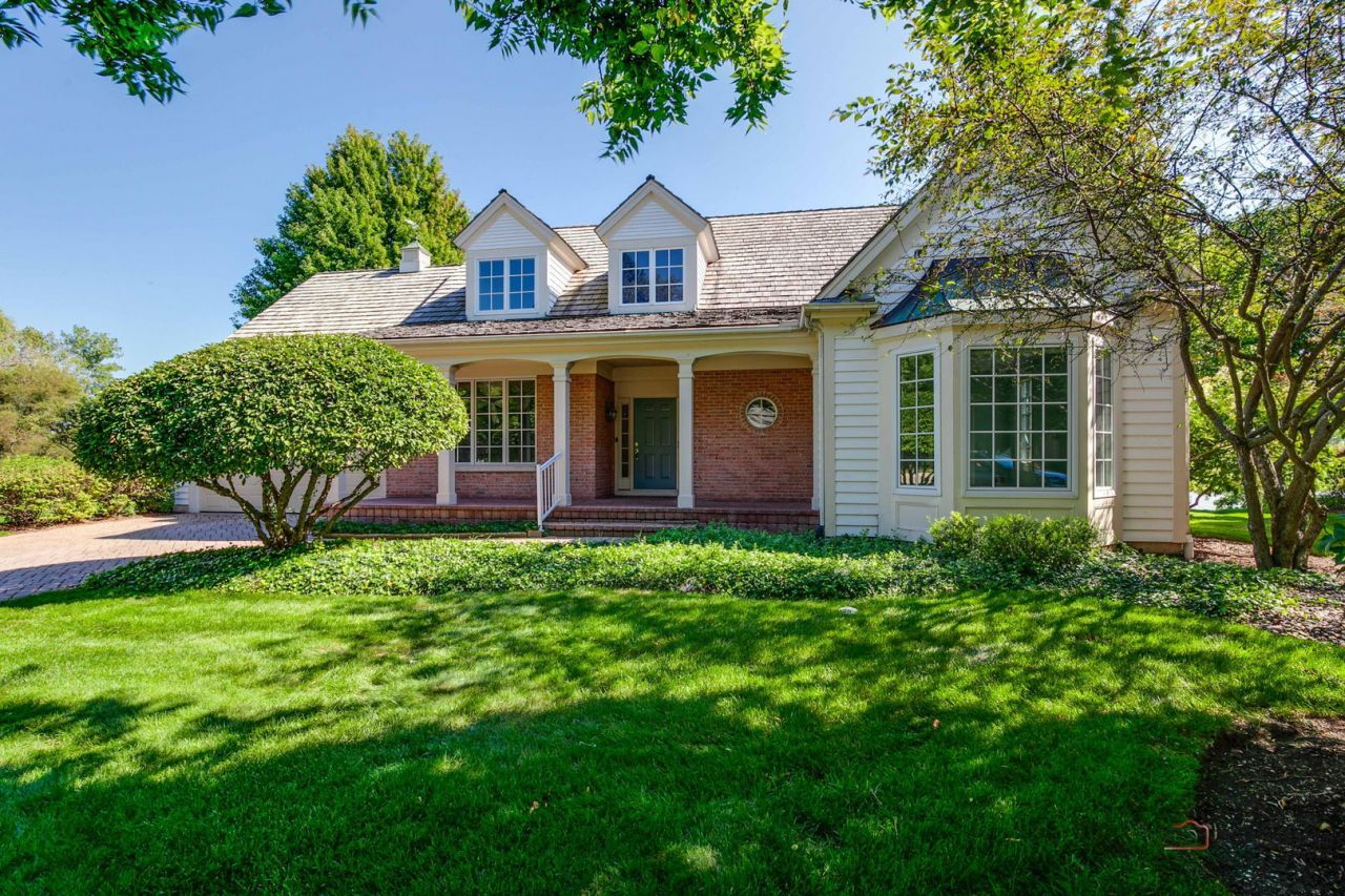 707 S Windsor Court, Lake Forest, IL 60045 Main Photo
