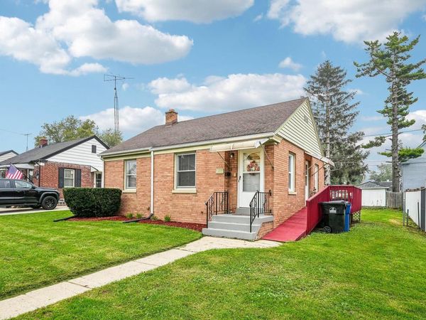1117 Rode AVENUE, Racine, WI 53404
