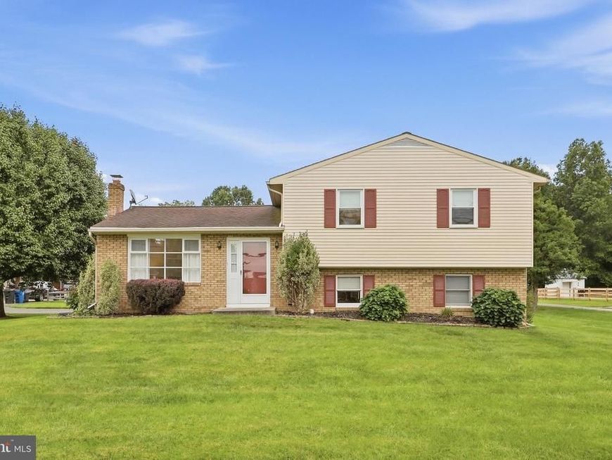 61 Stanley Hauver Drive, Smithsburg, MD 21783 Main Photo