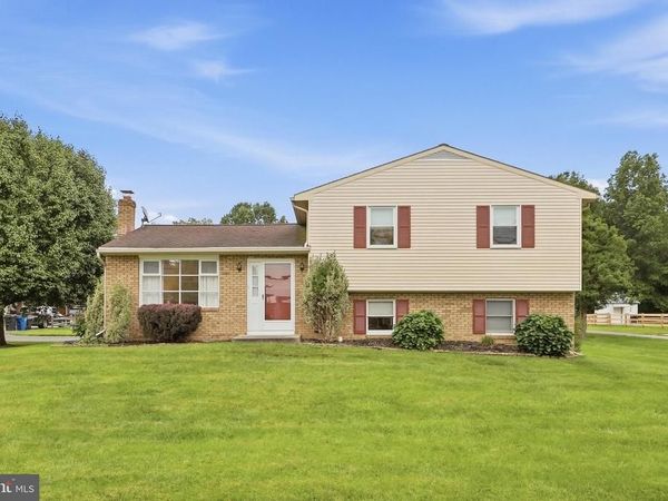 61 STANLEY HAUVER DRIVE, SMITHSBURG, MD 21783