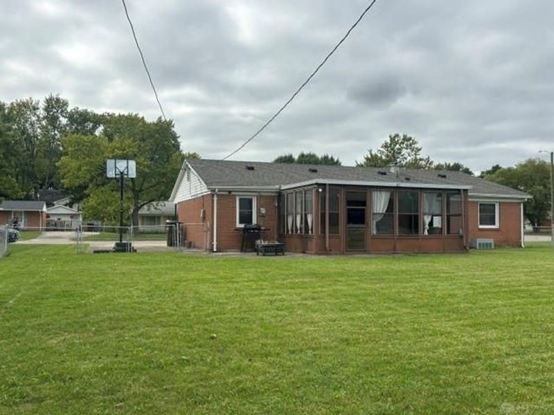 138 McCraw Drive, Englewood, OH 45322 Photo 21