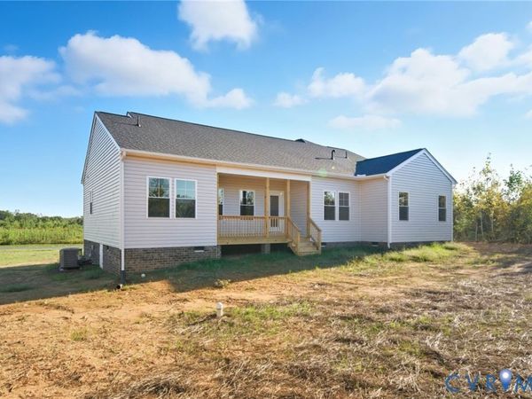 2255 N Kennington Parkway , Aylett, VA 23009