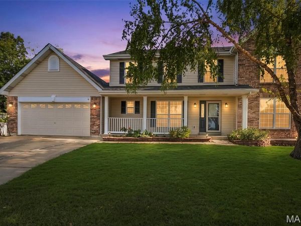 1014 Wake Court , Wentzville, MO 63385