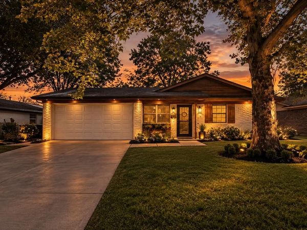 2622 Arcady Drive , Garland, TX 75041