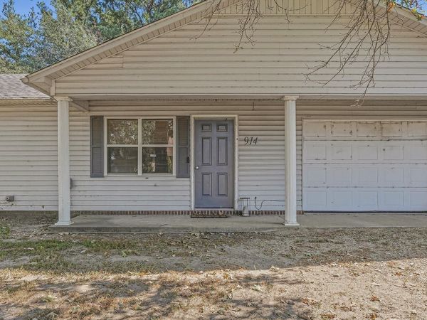 914 Roy Lee St , Manila, AR 72442