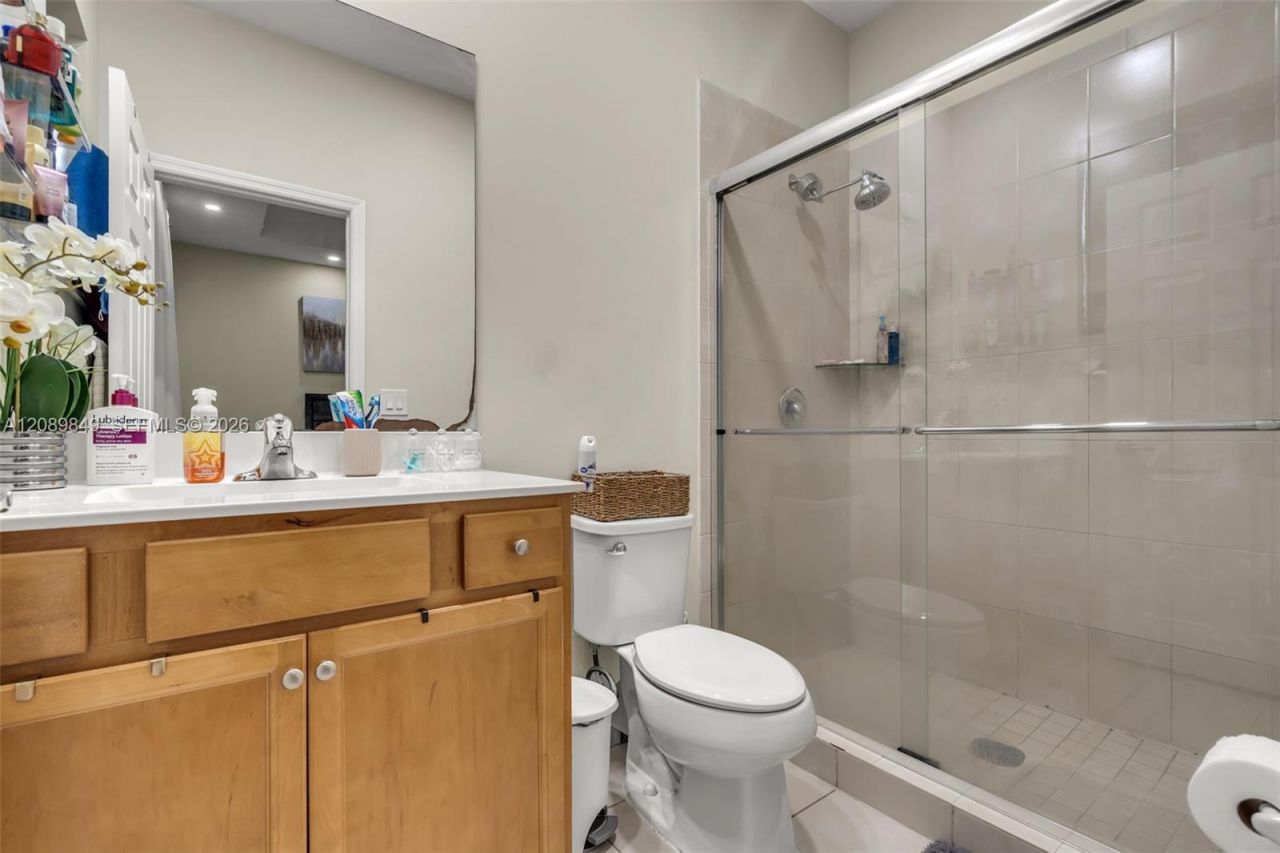 3305 W 93rd Pl , Hialeah, FL 33018 Photo