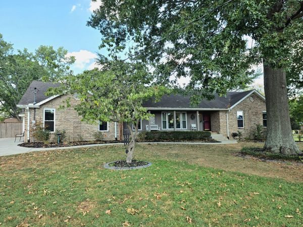 153 Bradwood Dr, Gallatin, TN 37066