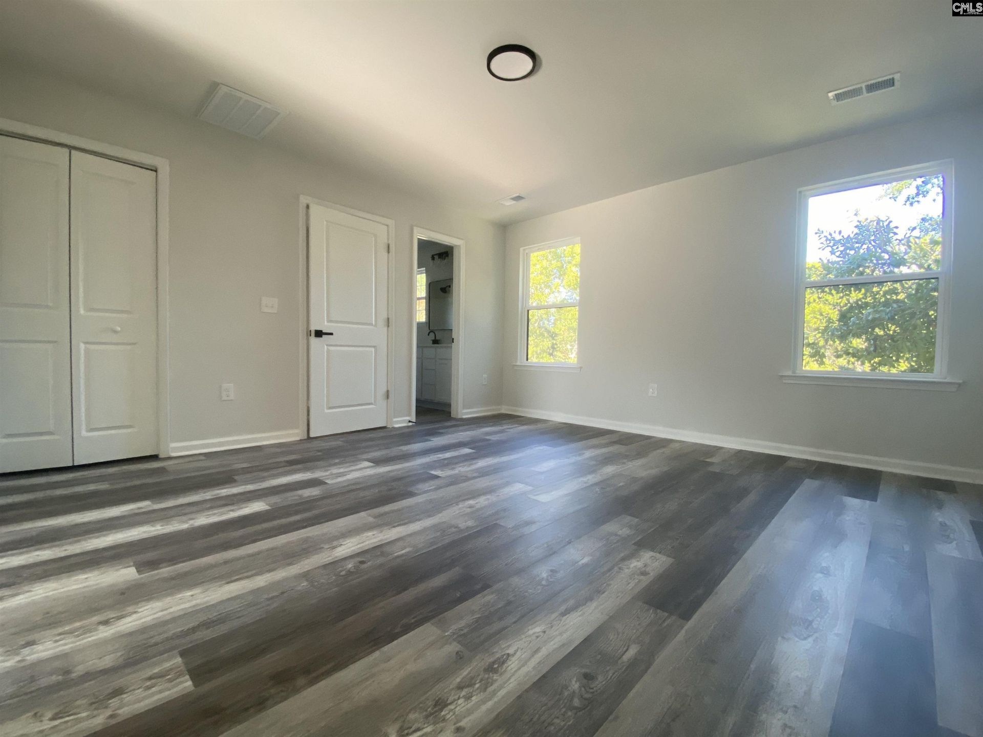 301 S Village Lane  Photo 8