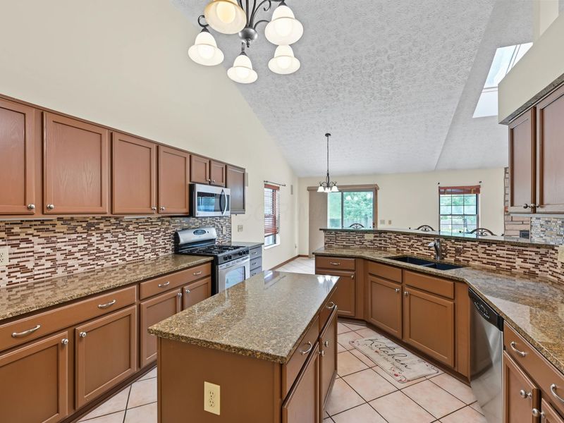 3612 Mariners Way, Lewis Center, OH 43035 Photo 8