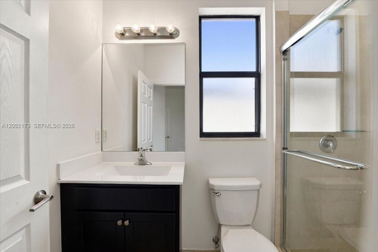 336 NE 210th Way , Miami, FL 33179 Photo