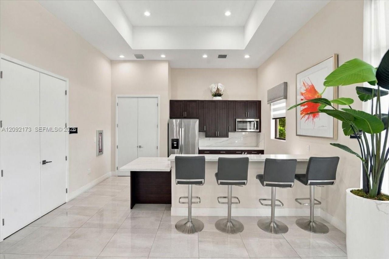 336 NE 210th Way , Miami, FL 33179 Photo