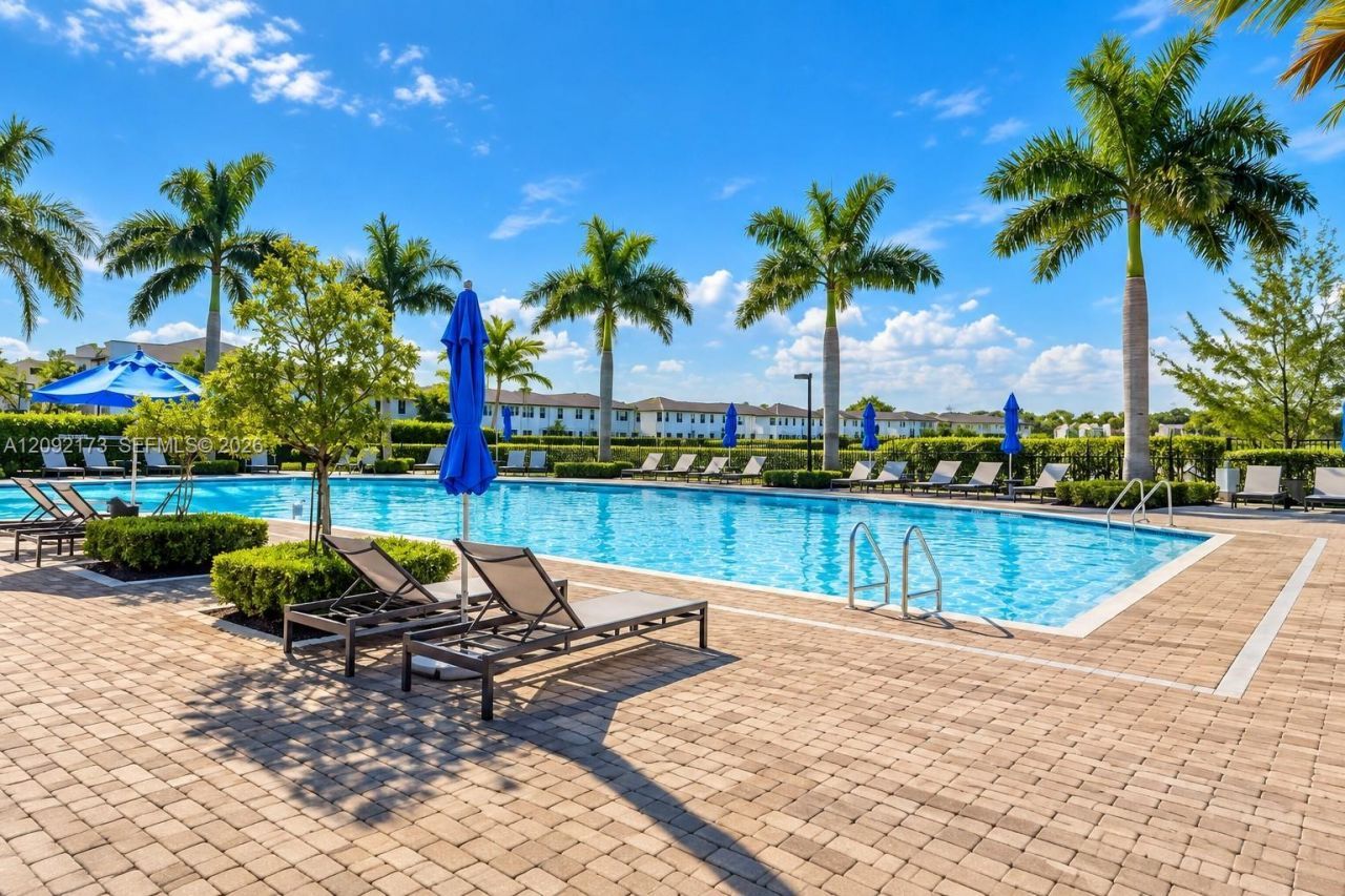 336 NE 210th Way , Miami, FL 33179 Photo