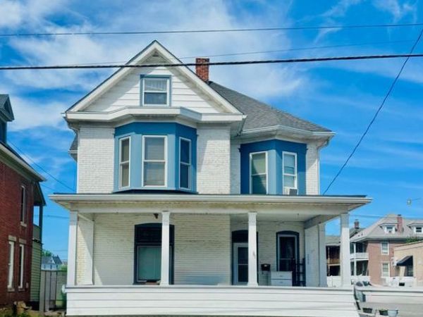 208 S POTOMAC STREET , WAYNESBORO, PA 17268
